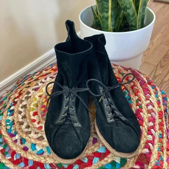 Matt Bernson black leather suede  ankle boots - Picture 3 of 4